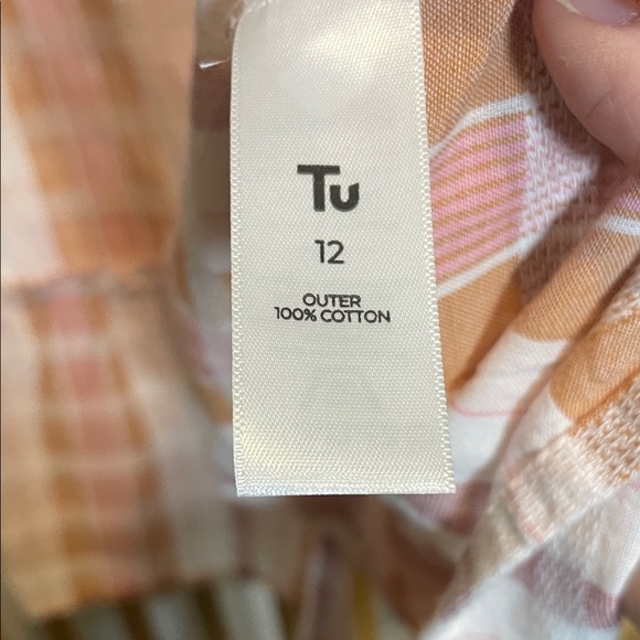 Plaid Sleeveless Peplum Top - Picture 3 of 4